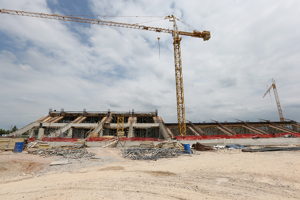 Yeni Sakarya Stadyumu Yükseliyor