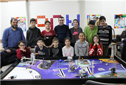 Robotik ve Kodlama Kulübü öğrencileri turnuvaya hazırlanıyor