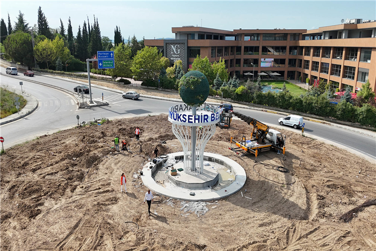 Sapanca’nın yeni vitrininde ‘yeşil dünya’ detayı