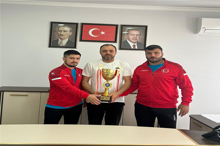 Büyükşehir’in güreşçileri Olimpiyat Oyunları’na katılacak