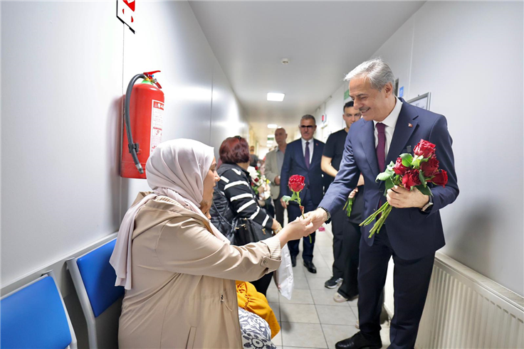 3 yeni hasta nakil ambulansı hizmete başladı