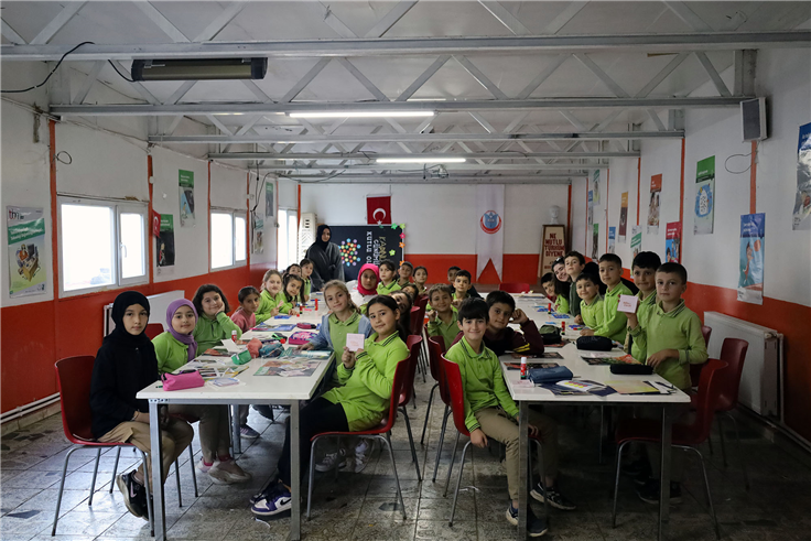 Bilimin renkli dünyasına adım attılar