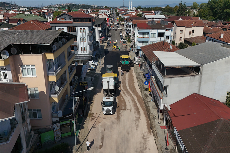 Arifiye Atatürk Caddesi’nin üstyapısında son aşama