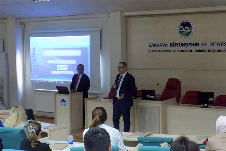 Sağlık personellerine tıbbi atık eğitimi