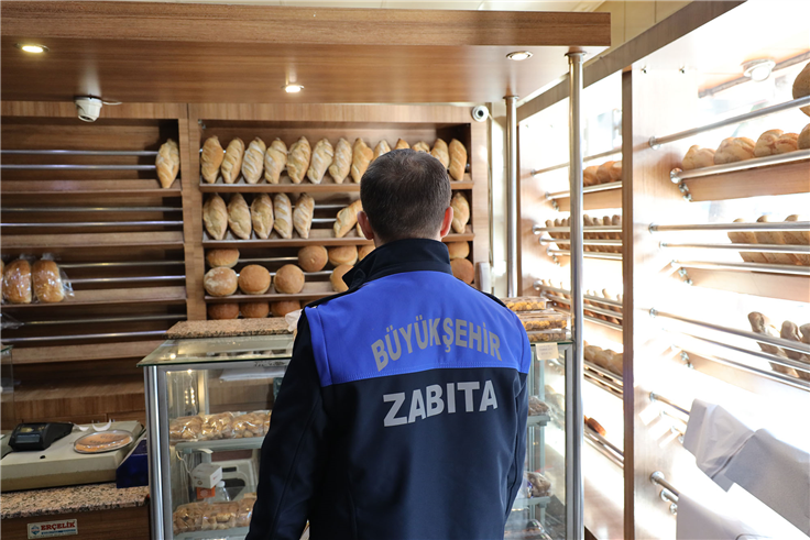 Büyükşehir Zabıtası Ramazan öncesi fırınları tek tek denetledi