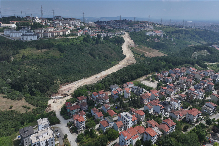 Beşköprü ulaşımı için yepyeni bir döneme adım adım: 14 metrelik istinat duvarı tamam, altyapı bitiyor