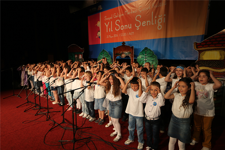 Minik Ellerden Büyük Gösteri