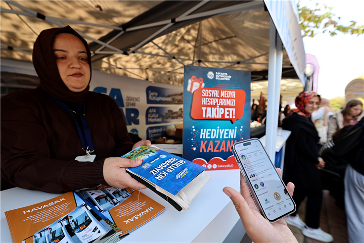 Üniversitede Büyükşehir rüzgârı: İkramlar, hediyeler… 