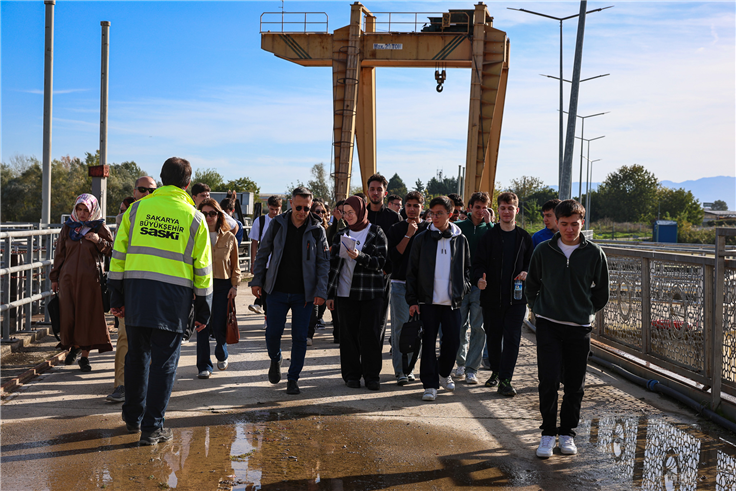 Geleceğin enerji uzmanları SASKİ’nin elektrik üretim tesislerini inceledi