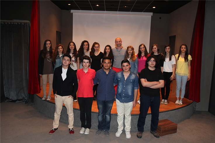 Büyükşehir’le Tiyatro Sahnesine İlk Adım