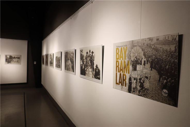 “Adapazarı’nda Bayramlar” sergisi geçmişin coşkusunu bugüne taşıyor