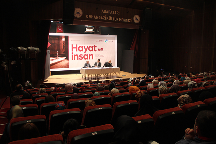 Kur’an İnsanın En Güzel Tarifidir