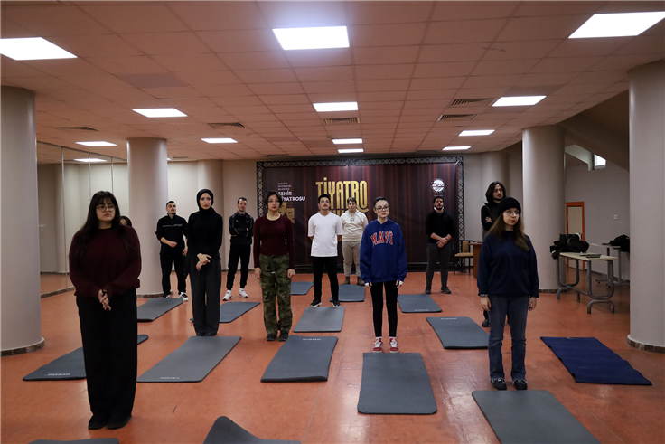 Genç Sahne Tiyatro Okulu Sakarya’da gençliğin sahnesi oluyor