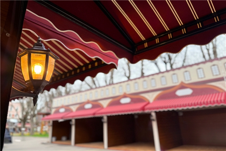 Geleneksel hale gelen Kitap Sokağı Ramazan’a hazırlanıyor