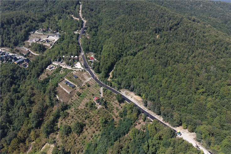 Büyükşehir, Sapanca’da seri asfalt çalışmalarına başladı: İlk adres Memnuniye