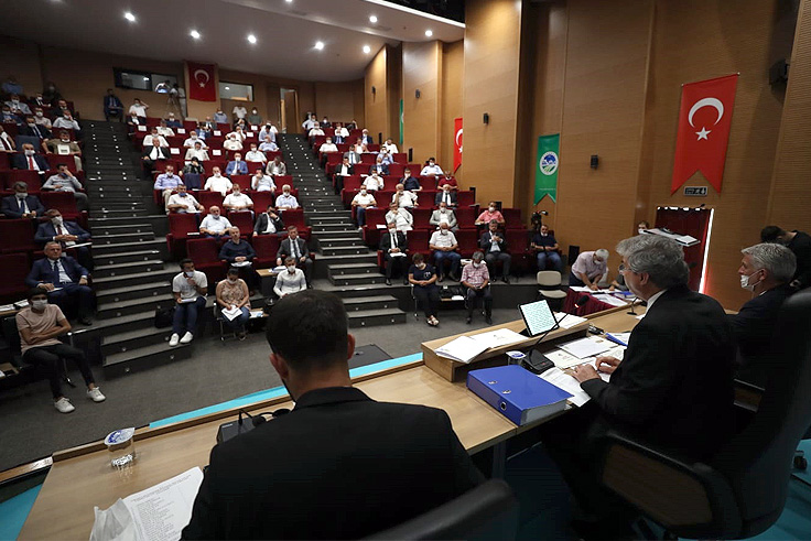 “Sakarya’da belediyelerin etkinliklerinde havai fişek kullanılmayacak”