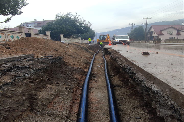 Kesintisiz içme suyu için Altındere Osmanağa Mahallesi’nin altyapı hattı yenilendi