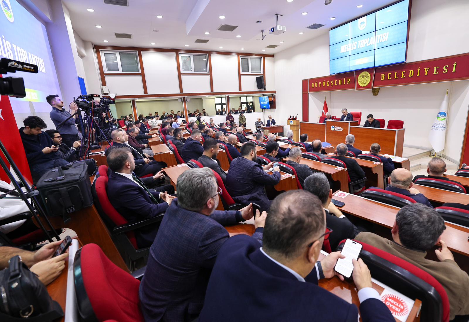 Başkan Alemdar, hizmetleri sıraladı, uyum vurgusunu yineledi