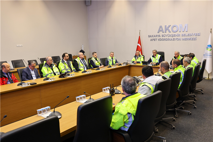 “İlk bilgilere göre olumsuzluk yok, tüm birimlerimizle sahadayız”