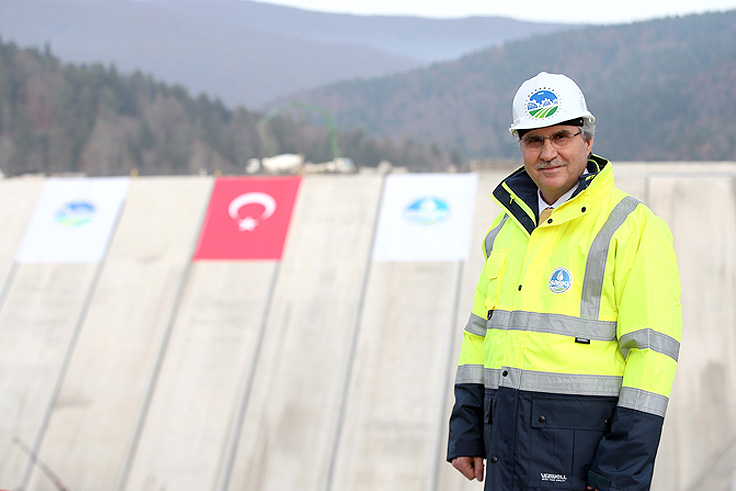 “Bölgenin en kapsamlı su laboratuvarı Sakarya’da olacak”