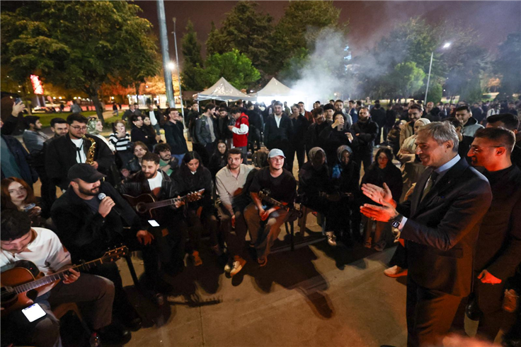 Kampüse İrtibat Ofisi, 7/24 Açık Kütüphane, Bilim Merkezi ve AKM…