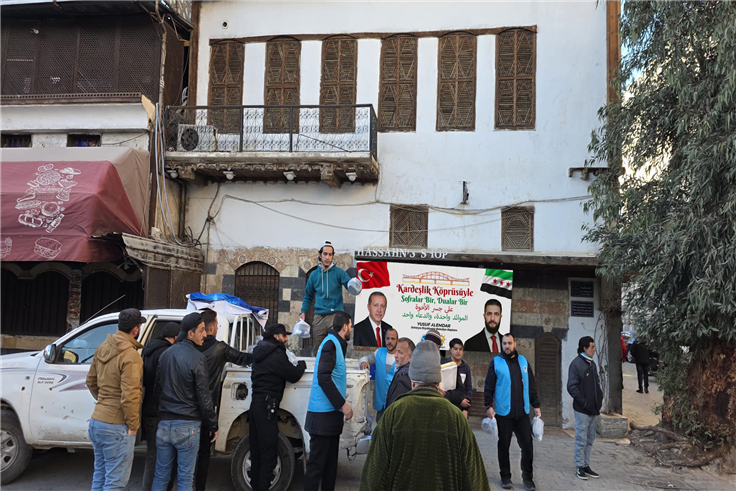 Büyükşehir’in iftar kazanları Şam’da kaynıyor