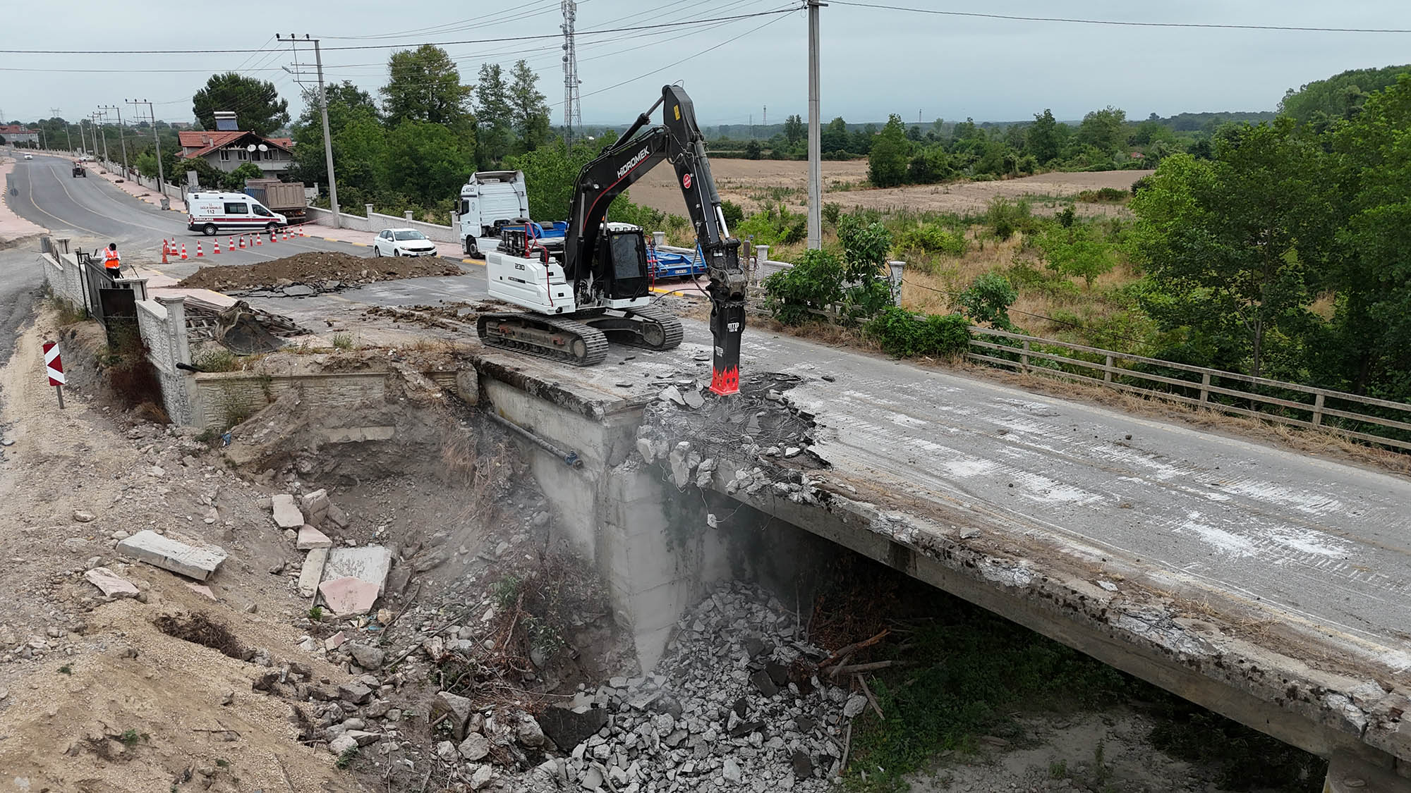 Kanlıçay Köprüsü’nde çalışmalar başladı