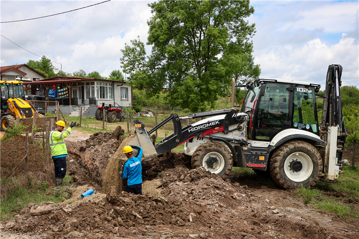 Kaynarca Ömerağa’da 2 bin 900 metrelik içme suyu hattı projesi tamamlandı