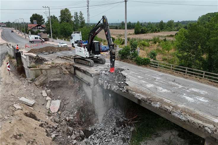 Kanlıçay Köprüsü’nde çalışmalar başladı