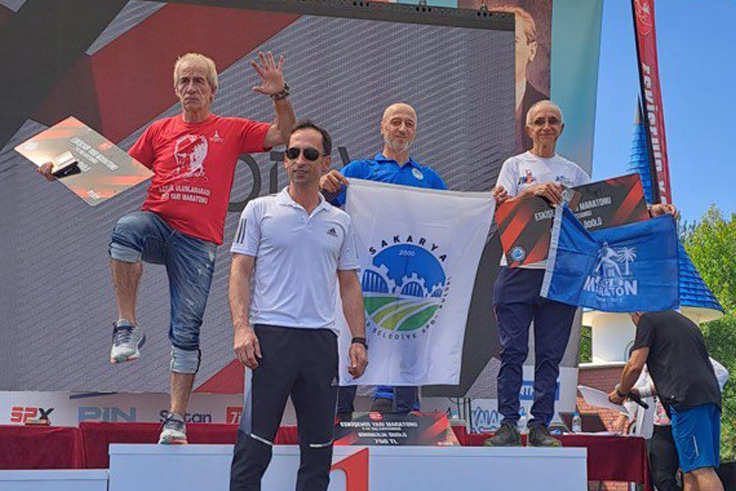 Yarı Maraton’da şampiyonluk Büyükşehir’den