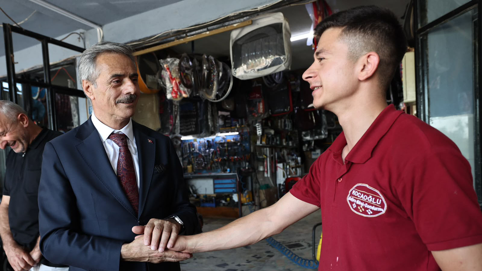 “Gençlerimiz için çok güzel yatırımların hayata geçtiği bir dönem yaşıyoruz”
