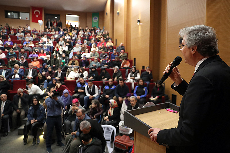 “En büyük engel sevgisizliktir”