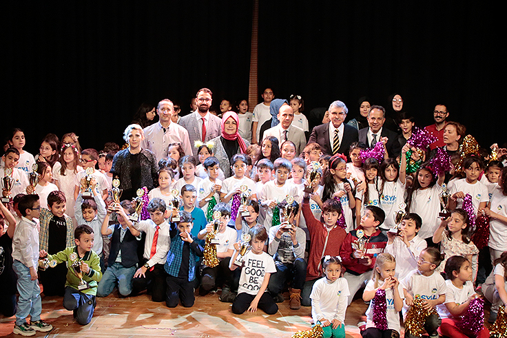 “Geleceğimizin teminatı çocuklarımızdır”