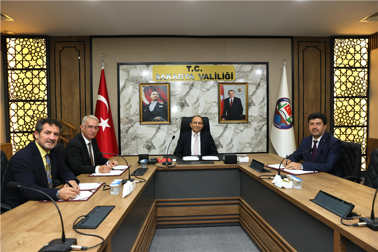 İmzalar Sakarya’daki gençlerin geleceği için atıldı