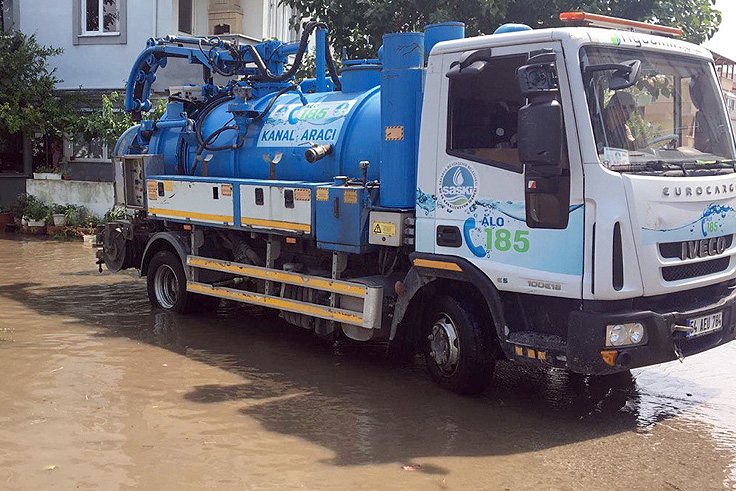 Büyükşehir anında müdahale ile olumsuzlukların önüne geçti