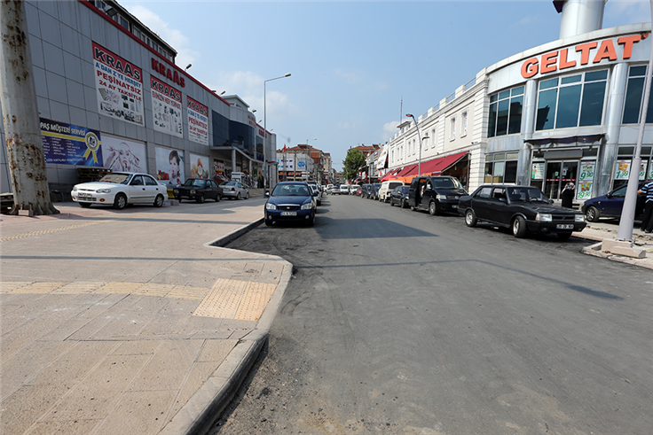 İtfaiye Caddesi’ne Asfalt Atıldı