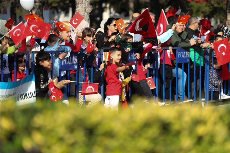 “Geçmişin fedakârlığıyla şekillenen bu miras, gençliğin inancıyla yaşayacak”