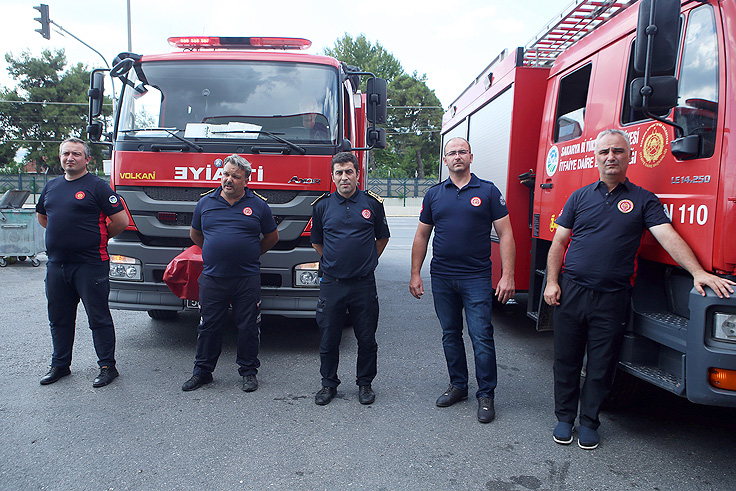 Büyükşehir’in kahraman itfaiyecileri 13 gün sonra yuvaya döndü