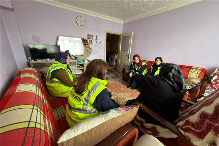 Büyükşehir özel gereksinimli bireyleri ve ailelerini Regaip Kandili’nde ziyaret etti