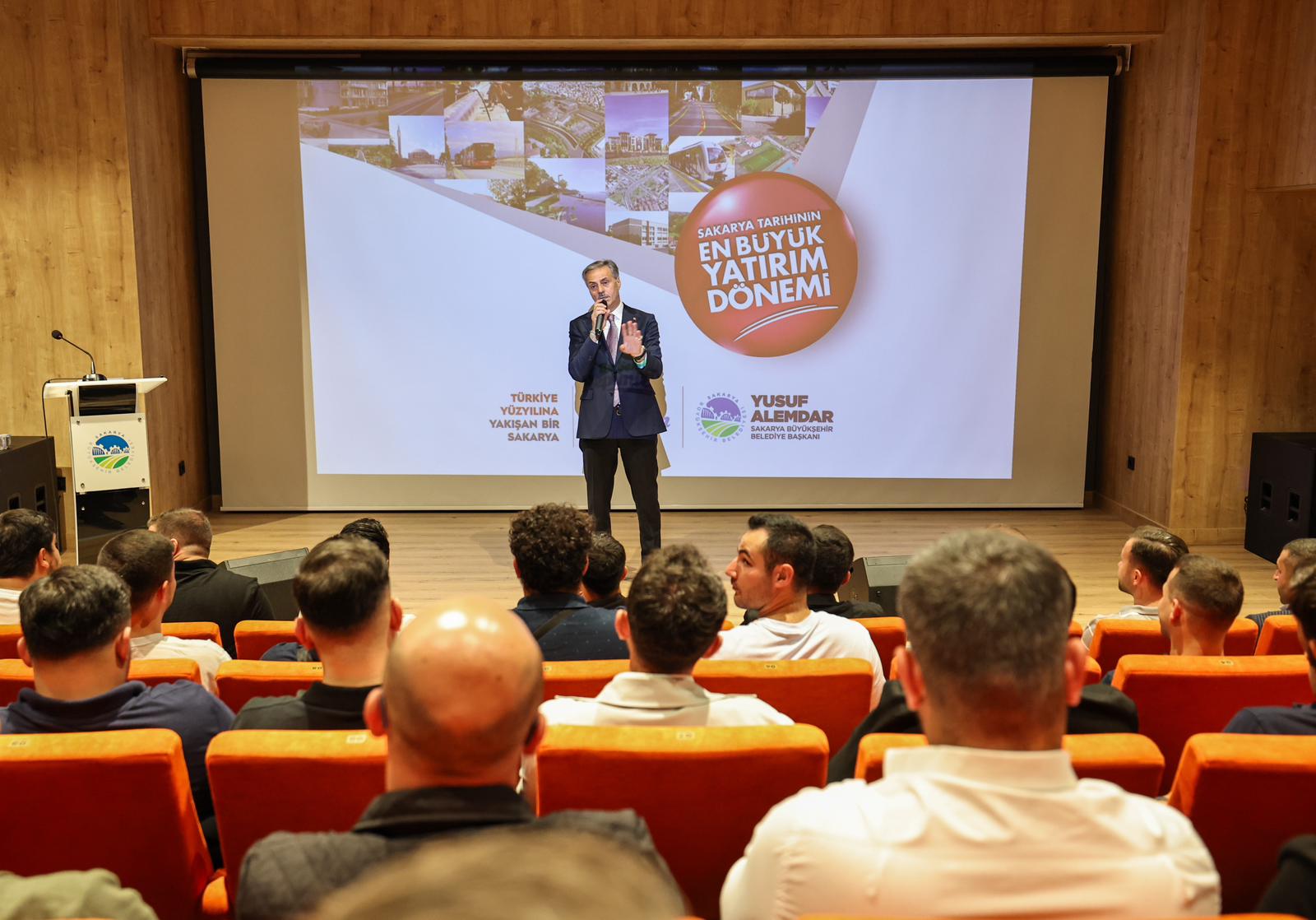 “Geleceğimiz olan gençlerimizin yarınları için eserler üretiyoruz”