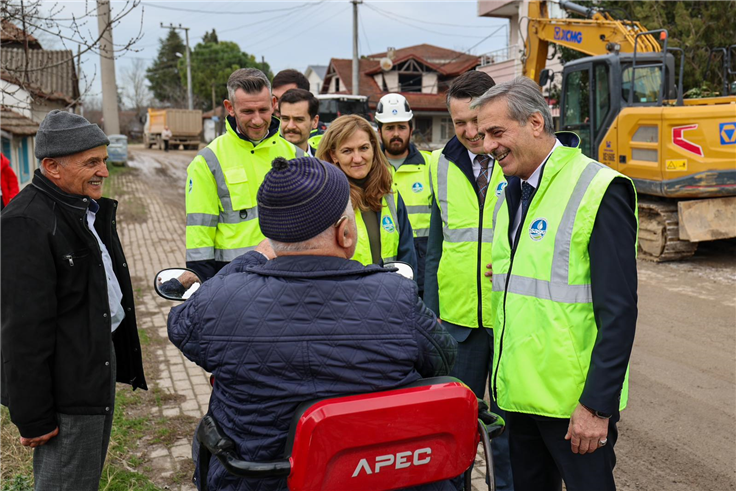 Karakamış Mahallesi’nin yağmur suyu altyapısı yeni hat ile güçleniyor