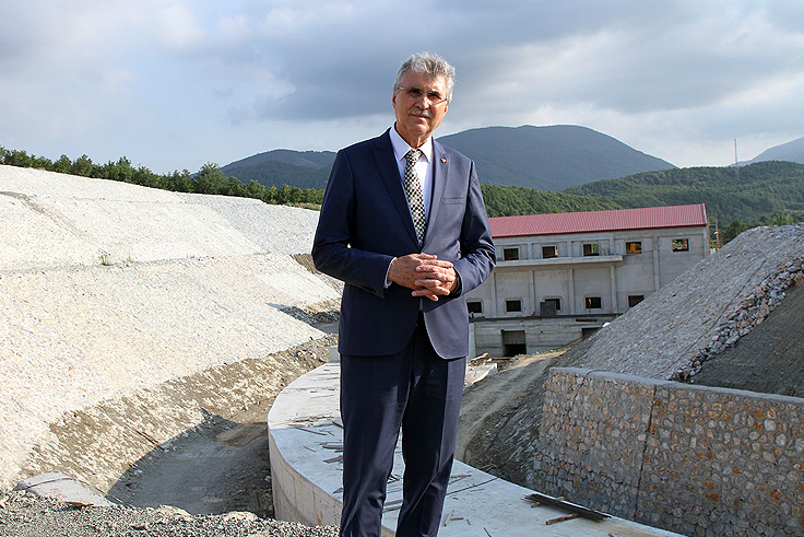 Hendek’in iki mahallesi doğal kaynak suyuyla buluştu