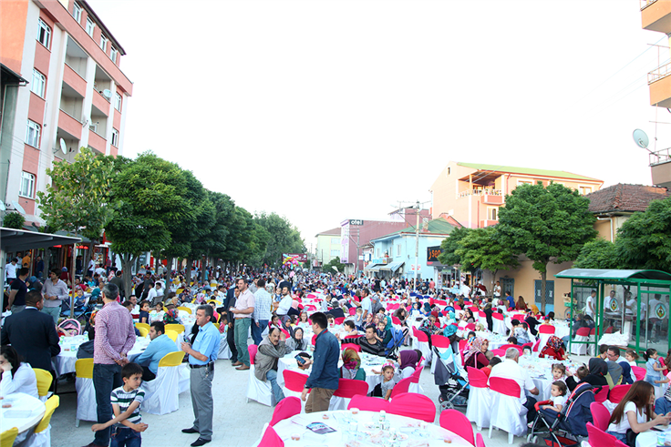 Pamukova Büyükşehir iftarında buluşuyor