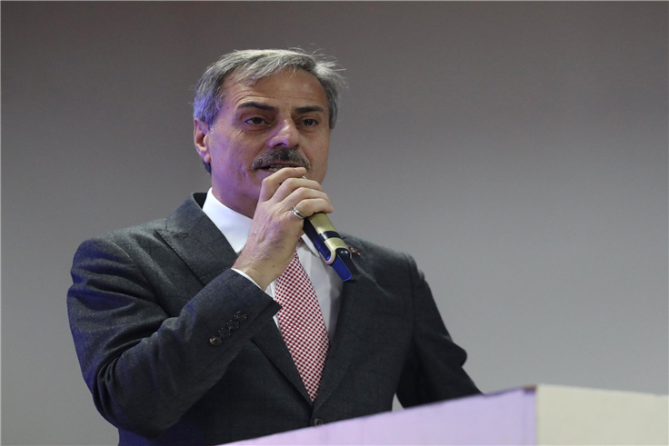 Yusuf Alemdar Karapürçek'te vatandaşla hasret giderdi: “Birlik, beraberlik ve kardeşlikle her mahalleye dokunacağız”