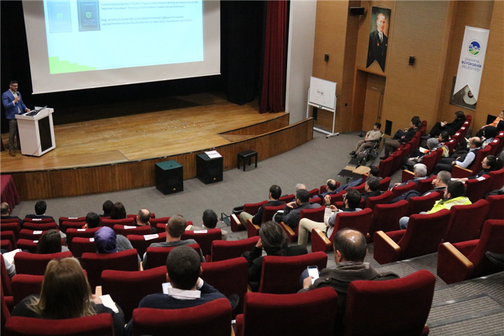 Büyükşehir’den çalışanlara bilgi ve iletişim güvenliği eğitimi