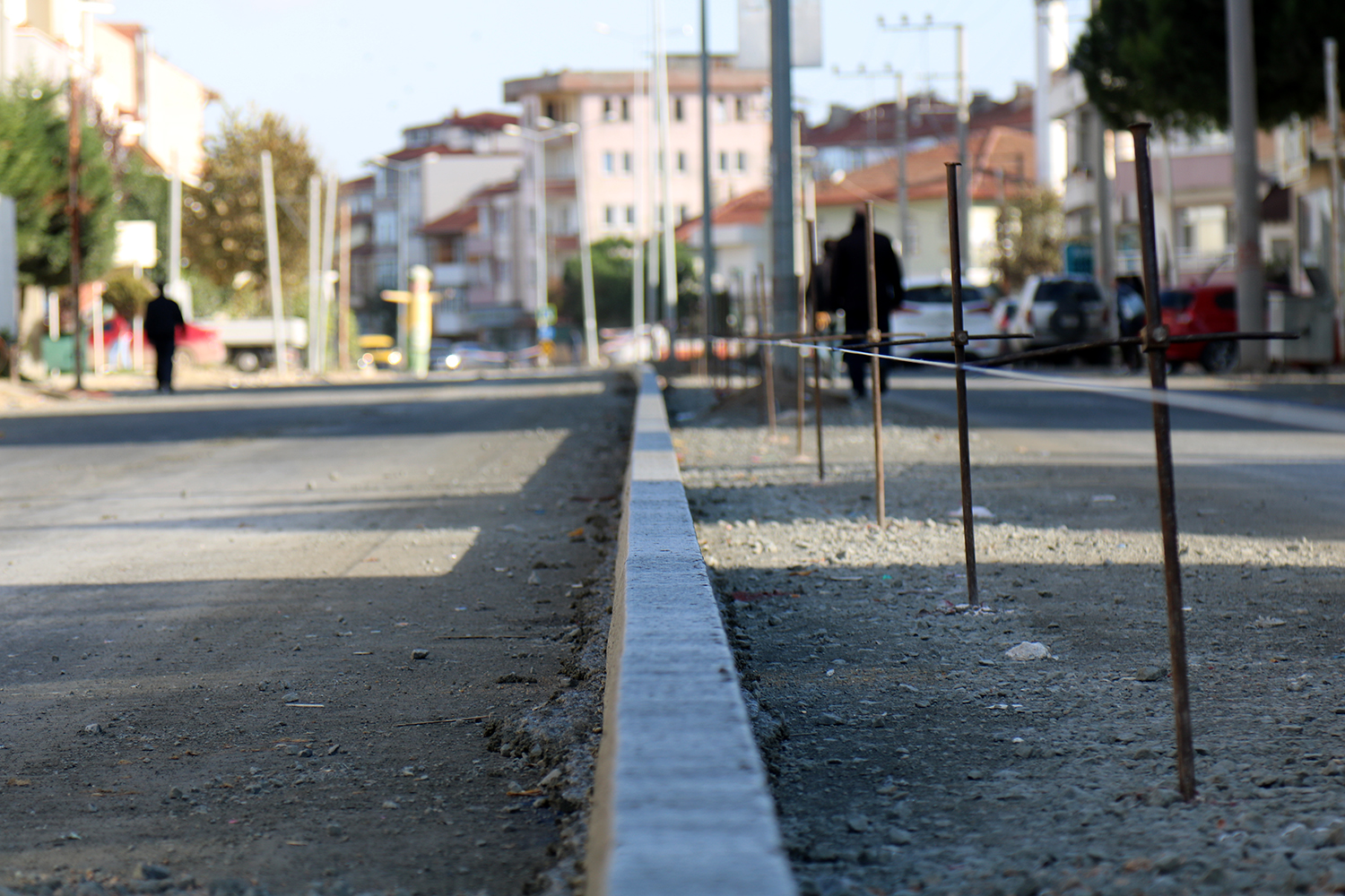 Altyapısı tamamlanan Mehmet Akif Ersoy Caddesi asfalta hazırlanıyor