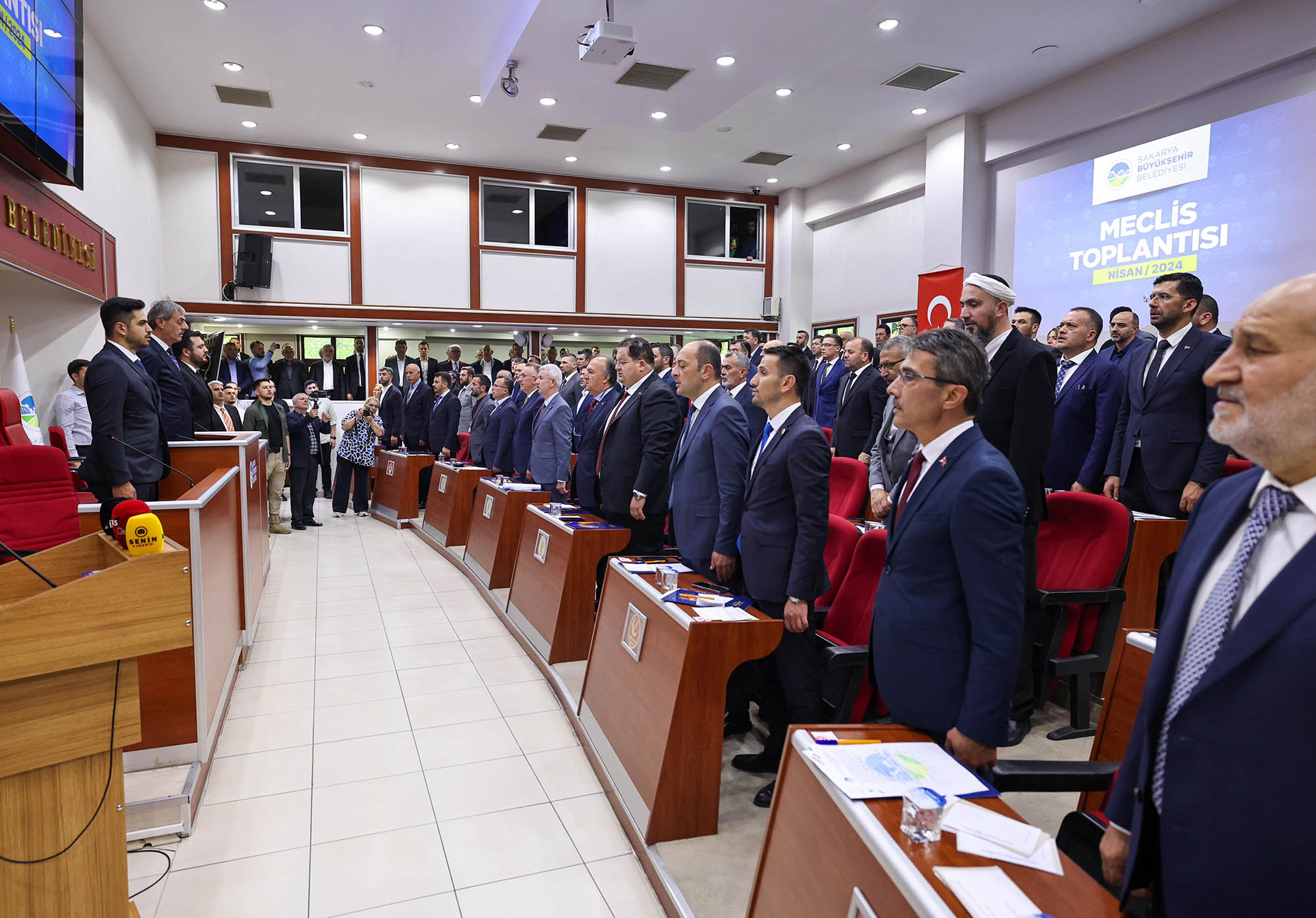 Yusuf Alemdar başkanlığında ilk meclis: “Sakarya’nın kalkınması, milletimizin refahı için yorulmadan çalışacağız”