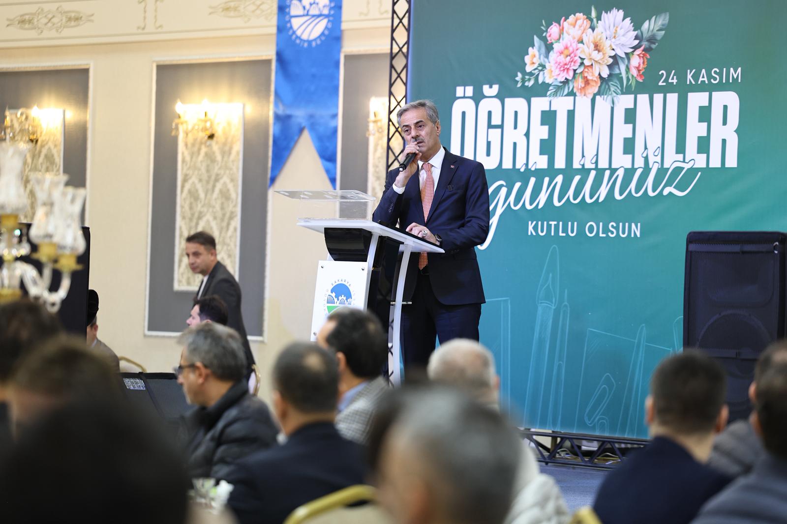 “Şehrimizde eğitime katkı sunacak projeleri bir bir hayata geçiriyoruz”