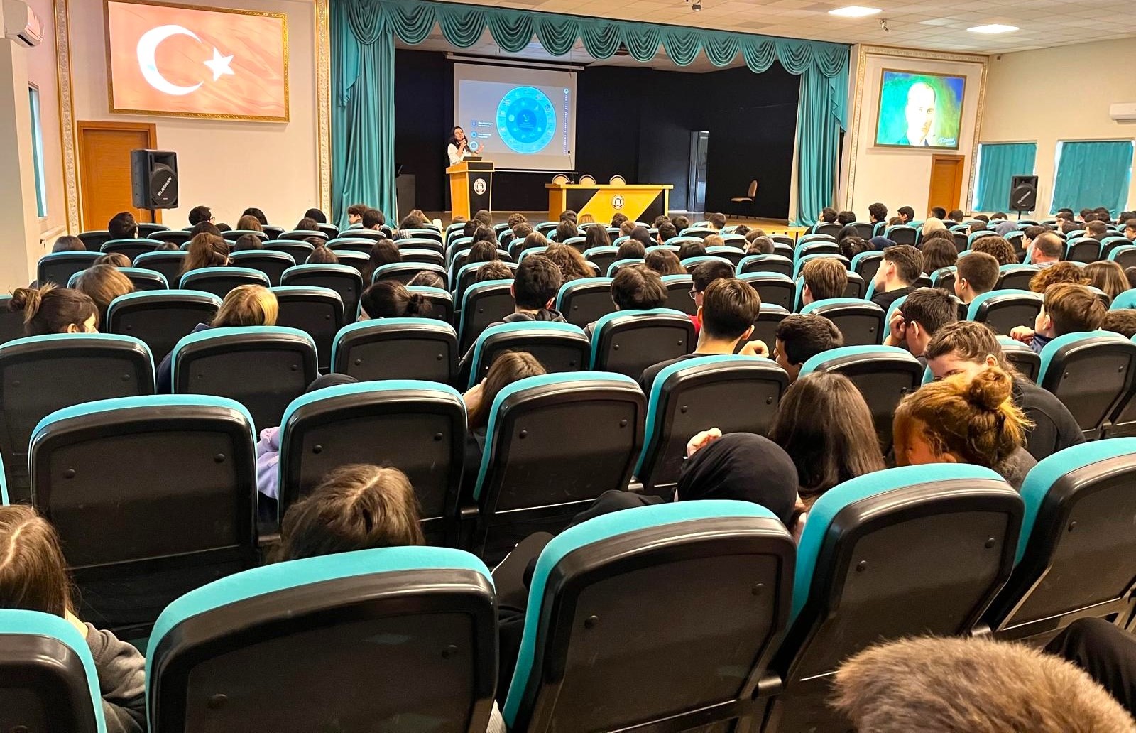 Büyükşehir’den gençlere iklim ve sıfır atık bilinci