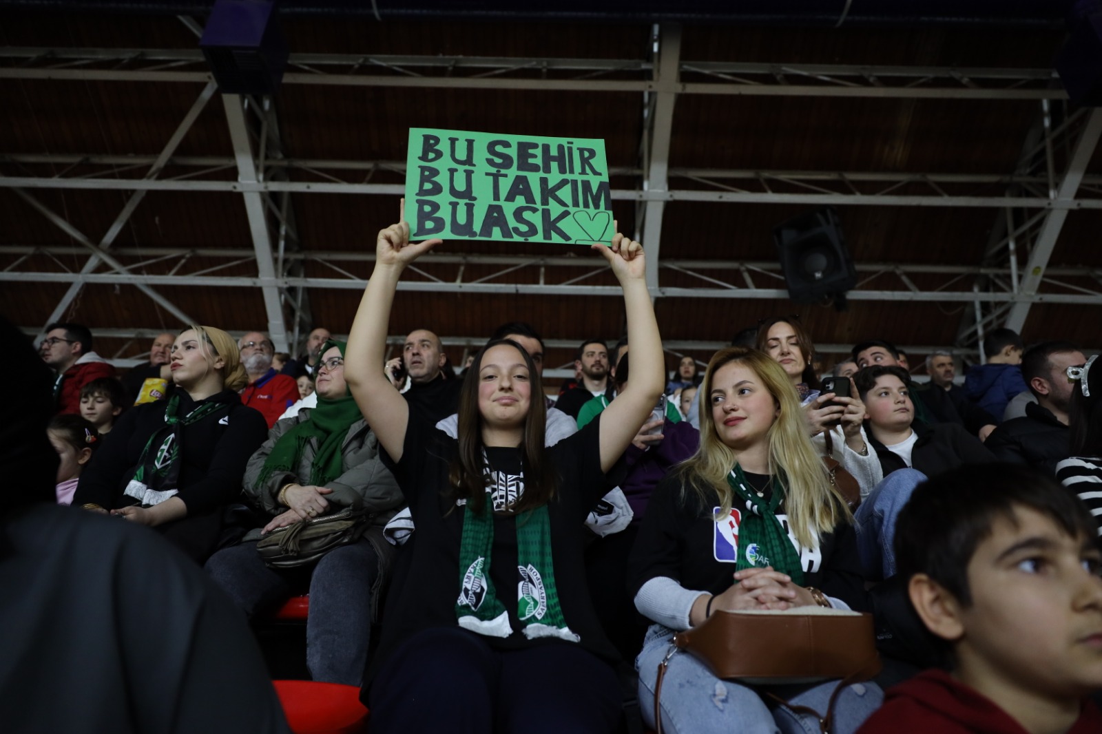 Büyükşehir Basketbol’dan 12’de 12: Yenilmezlik serisi sürüyor